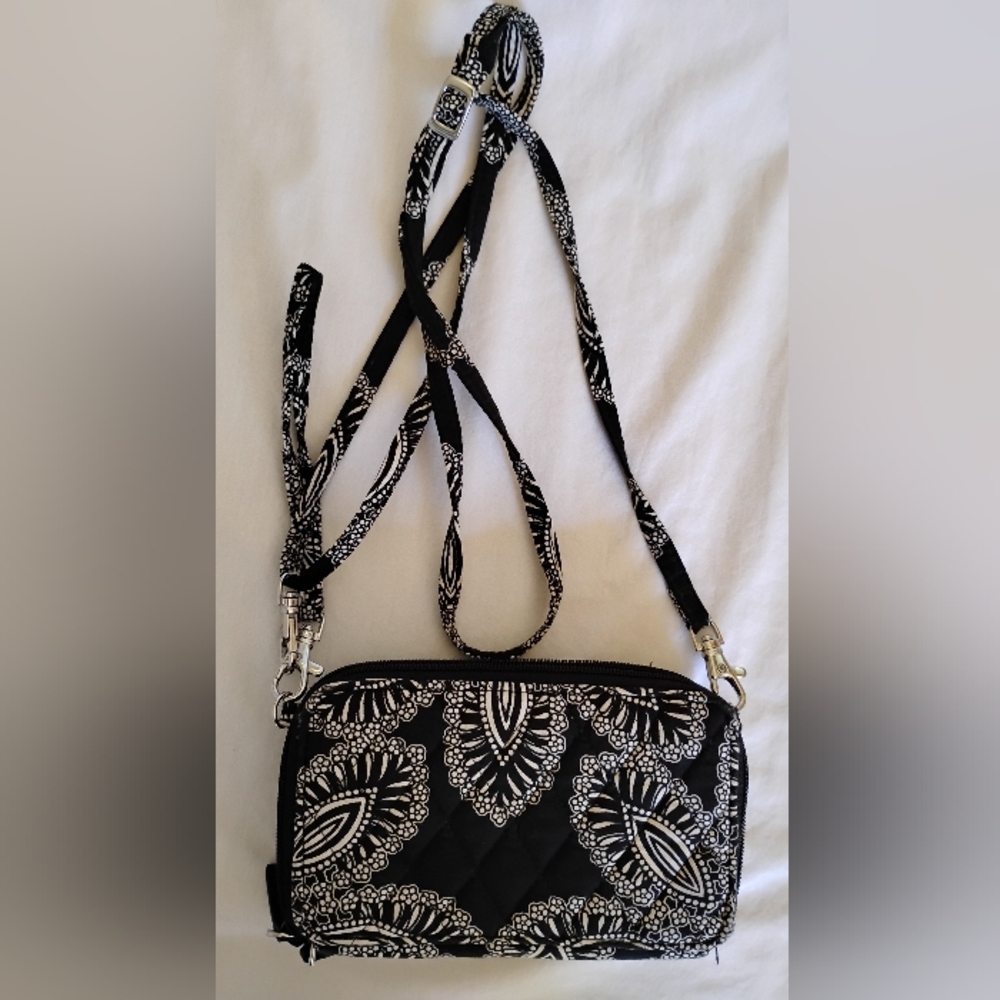 Vera Bradley Purse Bag Black And White Design